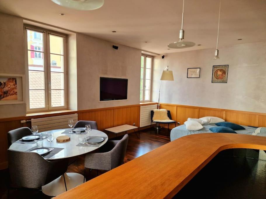 Appartement Annecy Centre Historique Parking Inclus Экстерьер фото